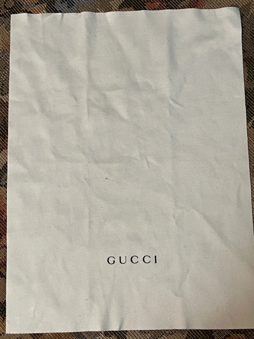 GUCCI AUTHENTIC DESIGNER GREEN VELVET CLAM SHELL EYEGLASS CASE - Picture 8 of 8